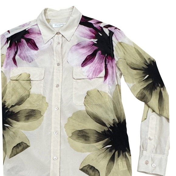 Equipment Tops - Equipment Femme Womens Ivory Floral Silk Button Shirt XS Minimalist Officewear